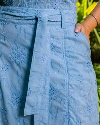 Conjunto Plus Size Cropped e Saia Lesie