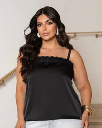 Blusa Plus Size de Alcinha com Detalhe de Renda
