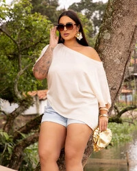 Blusa Plus Size Assimetrica Acetinada