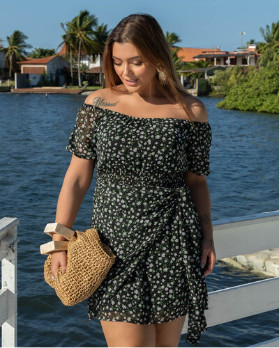 Foto Vestido Curto Plus Size Ciganinha Amarril