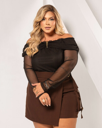 Foto Short Saia Plus Size Fivela Lateral