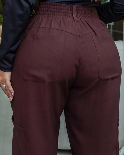Foto Conjunto Plus Size Calça e Jaqueta Bomber