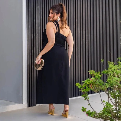 Foto Vestido Midi Alça Corrente Plus Size