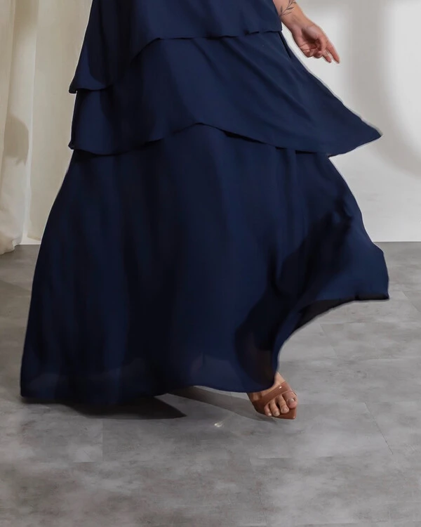 Vestido Plus Size Longo Camadas