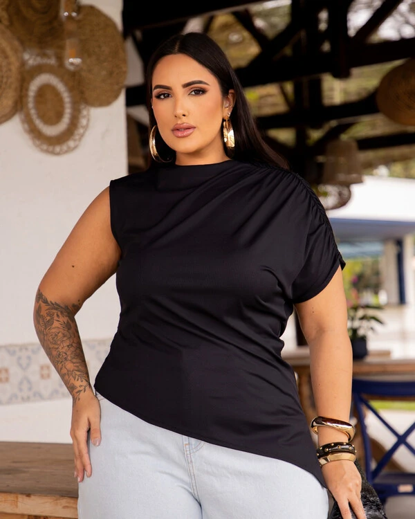 Blusa Plus Size Canelada Assimetricas com Drapeadinho