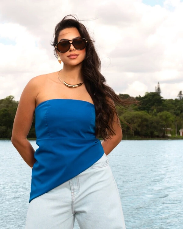 Blusa Plus Size Tomara que Caia Assimetrica