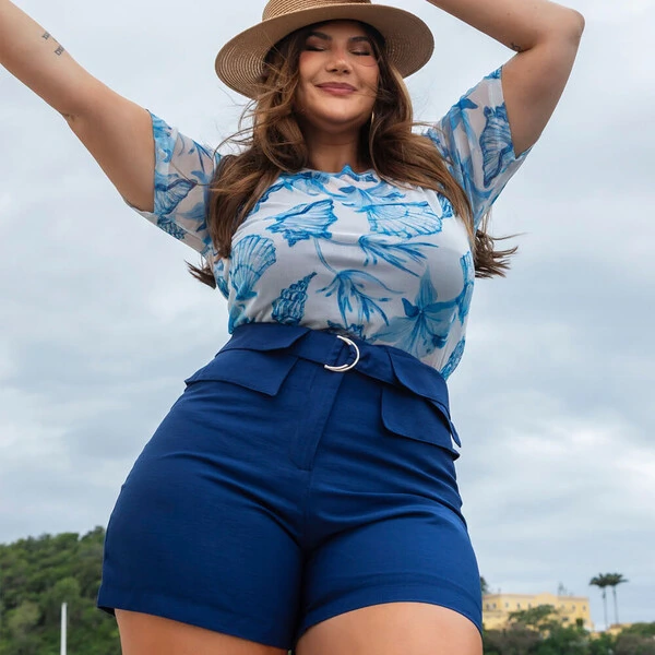 Blusa Plus Size Tule + Cropped