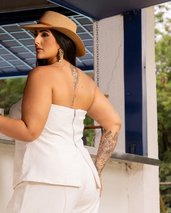 Blusa Tomara que Caia Viscolinho