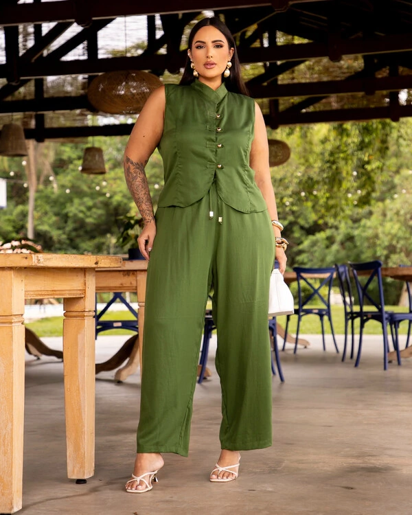 Conjunto Plus Size Calça e Colete Botões