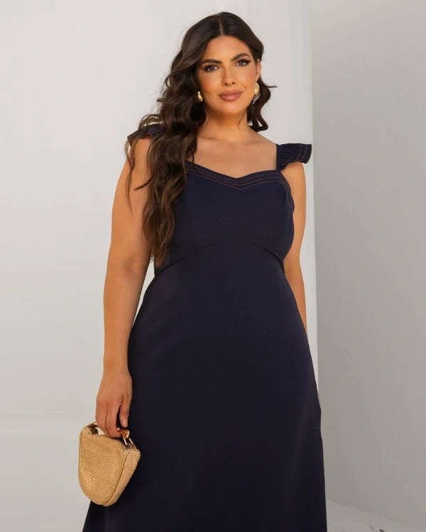 Vestido Midi Plus Size Pespontado