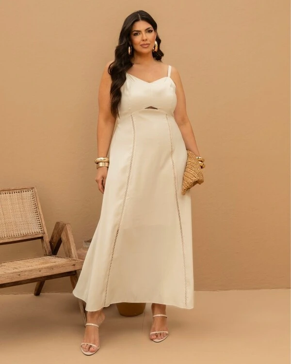 Vestido Midi Plus Size Entremeio