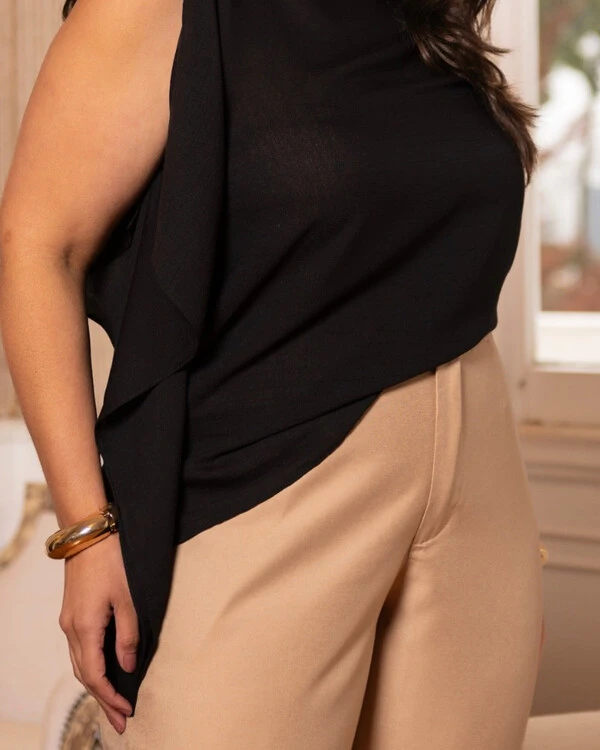 Blusa Plus Size Lenço com Detalhe Ombro | Divas Voga