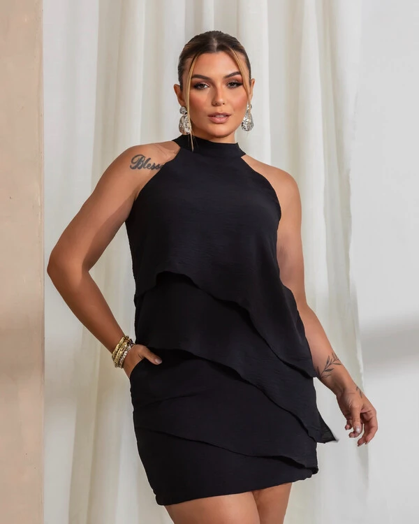 Conjunto Plus Size Short Saia e Blusa Assimetrica com Camadas
