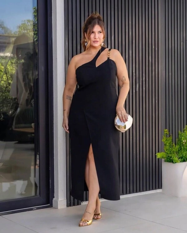 Vestido Midi Alça Corrente Plus Size