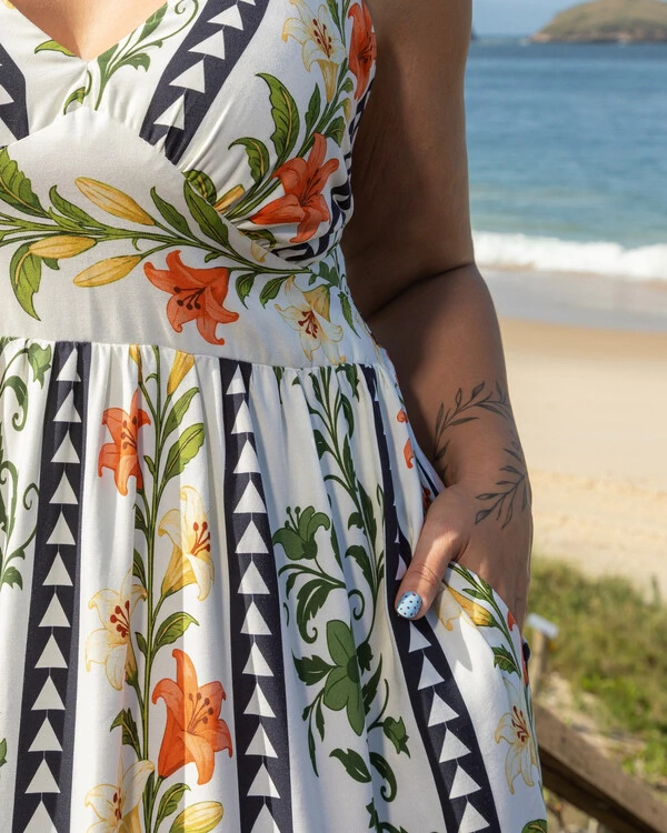 Vestido Plus Size Longo Estampado Alças Babados