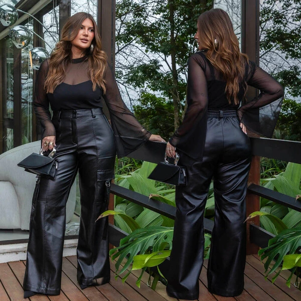 Blusa Plus Size Tule Manga Flare