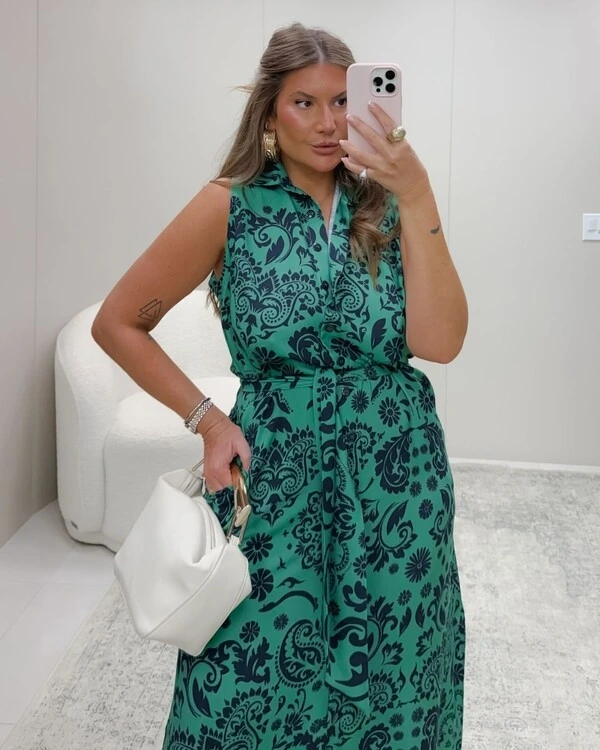 Vestido Chemise Plus Size Estampa Hortensia