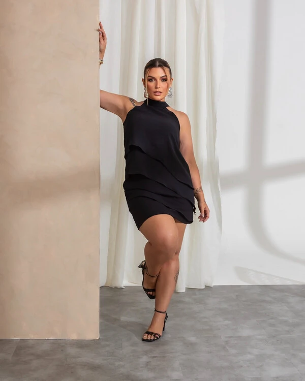 Conjunto Plus Size Short Saia e Blusa Assimetrica com Camadas
