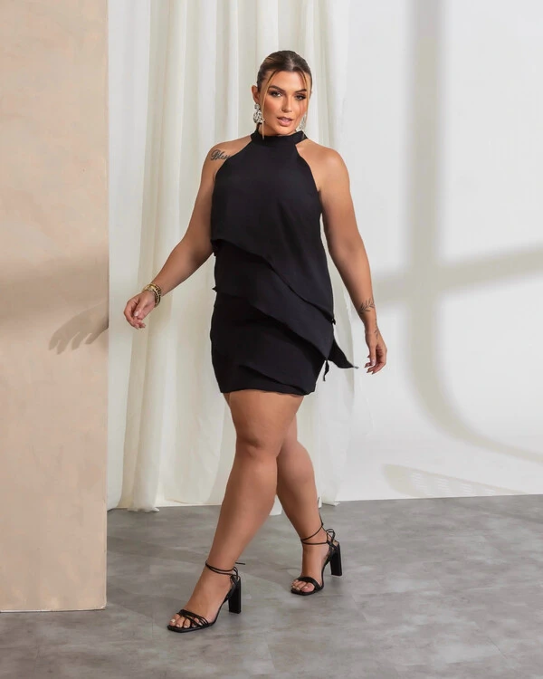 Conjunto Plus Size Short Saia e Blusa Assimetrica com Camadas