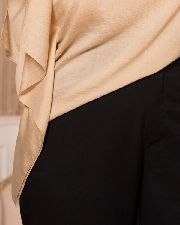 Blusa Plus Size Lenço com Detalhe Ombro | Divas Voga