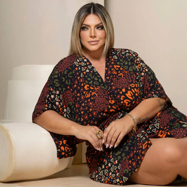 Vestido Plus Size Envelope Corações