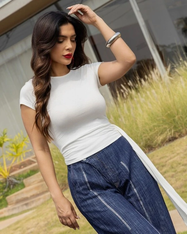 Calça Wide Leg Jeans com Fios de Brilhos