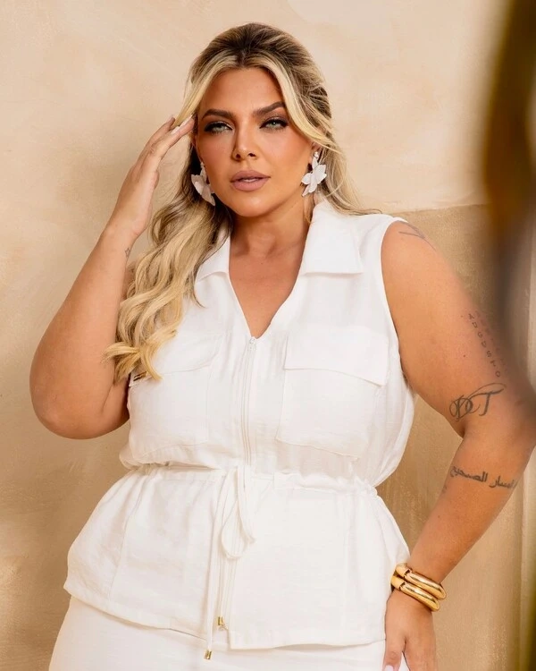 Short Saia Plus Size Alfaiataria com Bolso Frontal — Branco | Rosa Miliossi