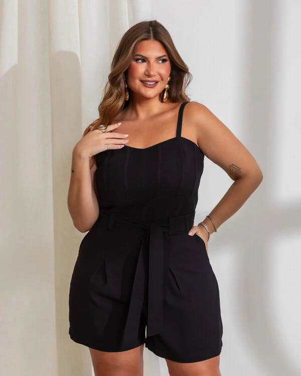 Macaquinho Plus Size Alfaiataria | Maria Francia
