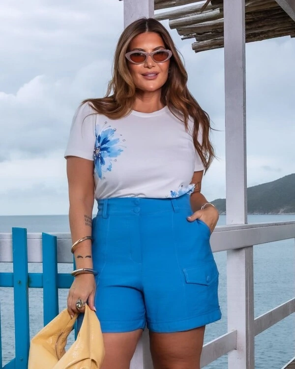 Short Plus Size Alfaiataria Bolsos Frontais