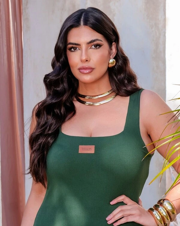 Vestido Plus Size Midi Canelado Regata
