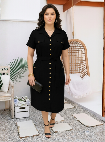 Foto Vestido Camiseta Plus Size com Botões e Bolsos Frontais em Viscolinho