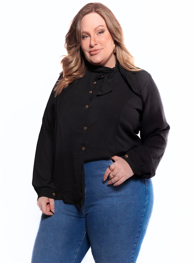 Foto Camisa Plus Size com Gola de Laço em Crepe