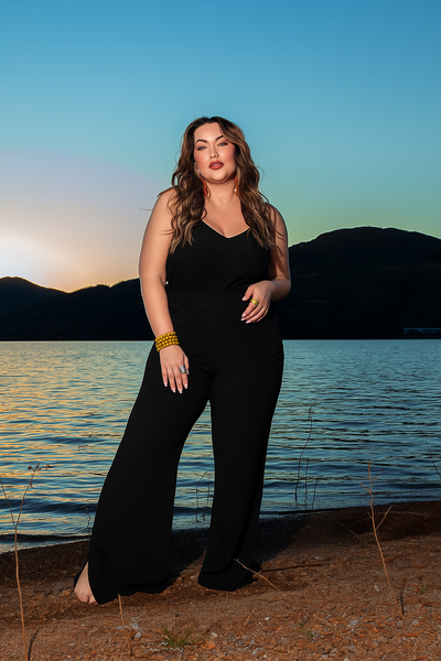 Foto Calça Plus Size Pantalona em Malha Crepe