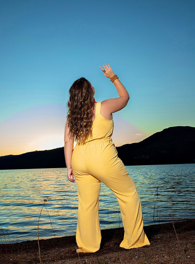 FotoCalça Plus Size Pantalona em Malha Crepe