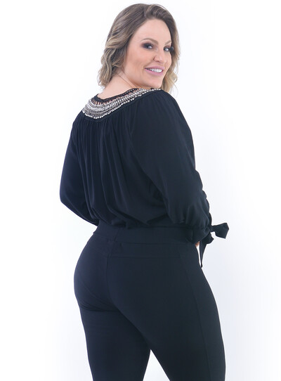 FotoBlusa Plus Size Admiração Preta