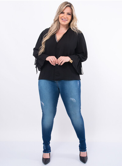 FotoBlusa Plus Size Botões no Decote