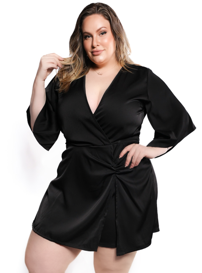 Foto Macaquinho Plus Size Short Saia em Cetim Gloss