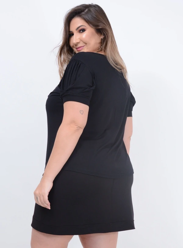 Blusa Bordado Animal Print Plus Size