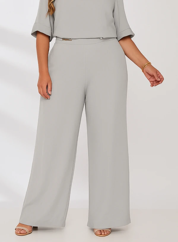Calça Pantalona Crepe Plus Size com Forro de Poliéster e Aviamento de Metal