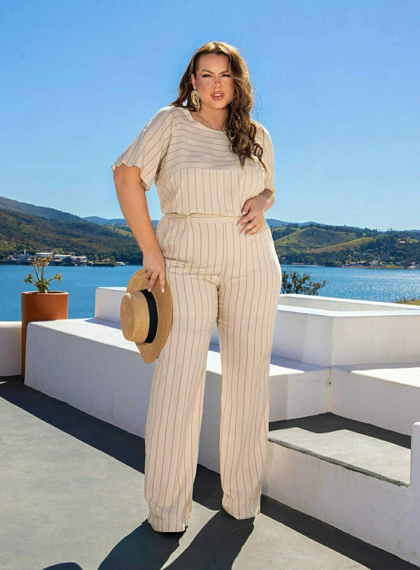 Blusa Plus Size em Viscose com Listras Verticais
