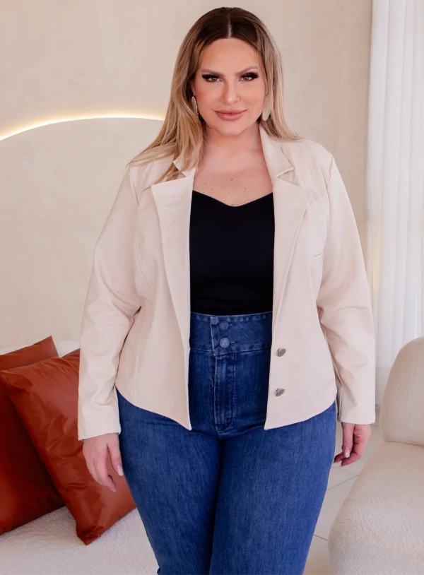 Calça Jeans Plus Size Flare de Cintura Alta com Elastano