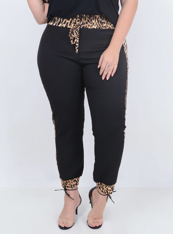 Calça Jogger Animal Print Plus Size