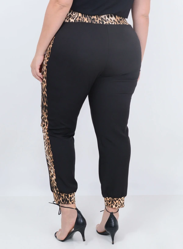 Calça Jogger Animal Print Plus Size