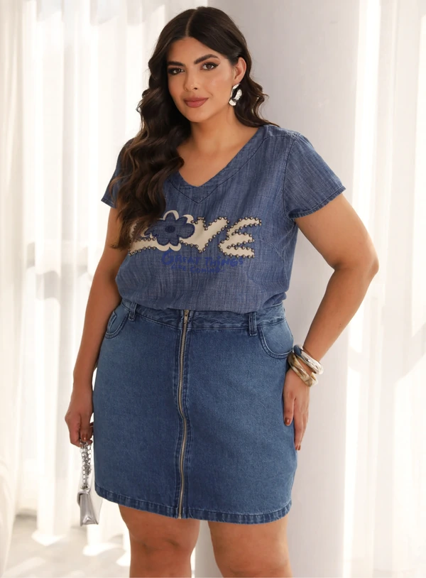 Short Saia Jeans Plus Size Zíper Frontal com Elástico nas Costas