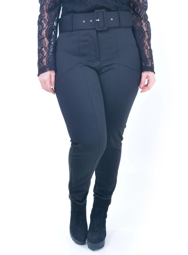 Calça Plus Size Predileta