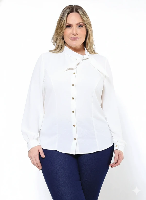 Camisa Plus Size com Gola de Laço em Crepe