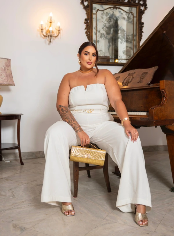 Macacão Plus Size Pantalona com Cinto Duplo e Alça Removível – Vermelho e Branco