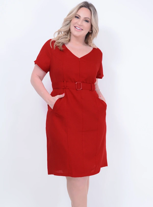 Vestido em Ráfia Tubinho com Cinto e Bolsos Vermelho
