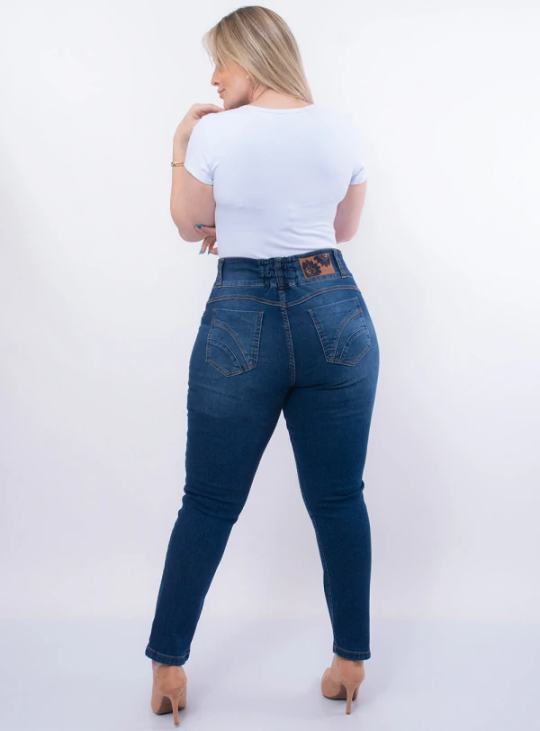 Calça Jeans Plus Size Cintura Alta Destroyed