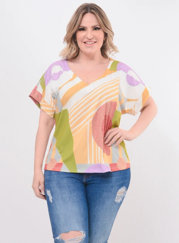 Blusa Plus Size Abstrata